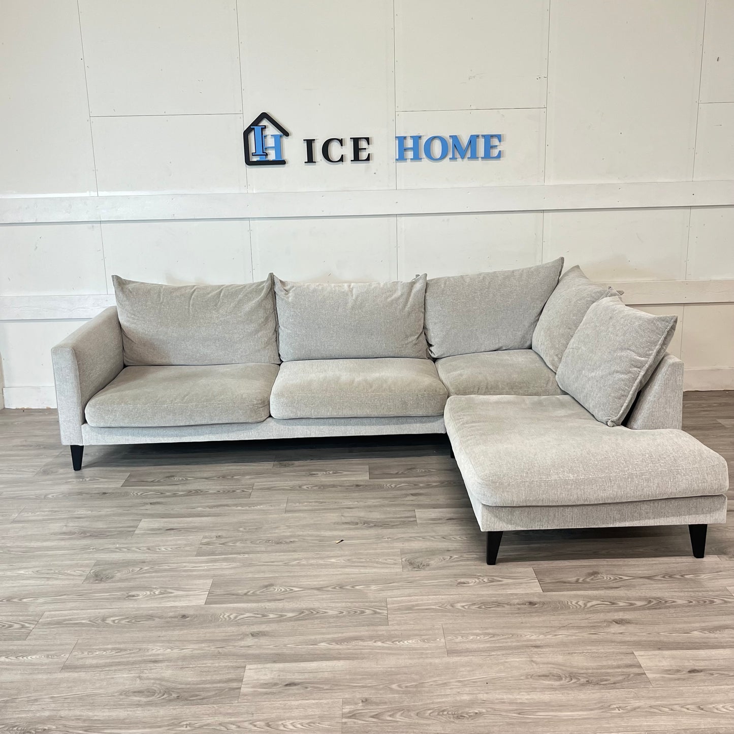 Mio sierra 3-sits soffa med divan höger