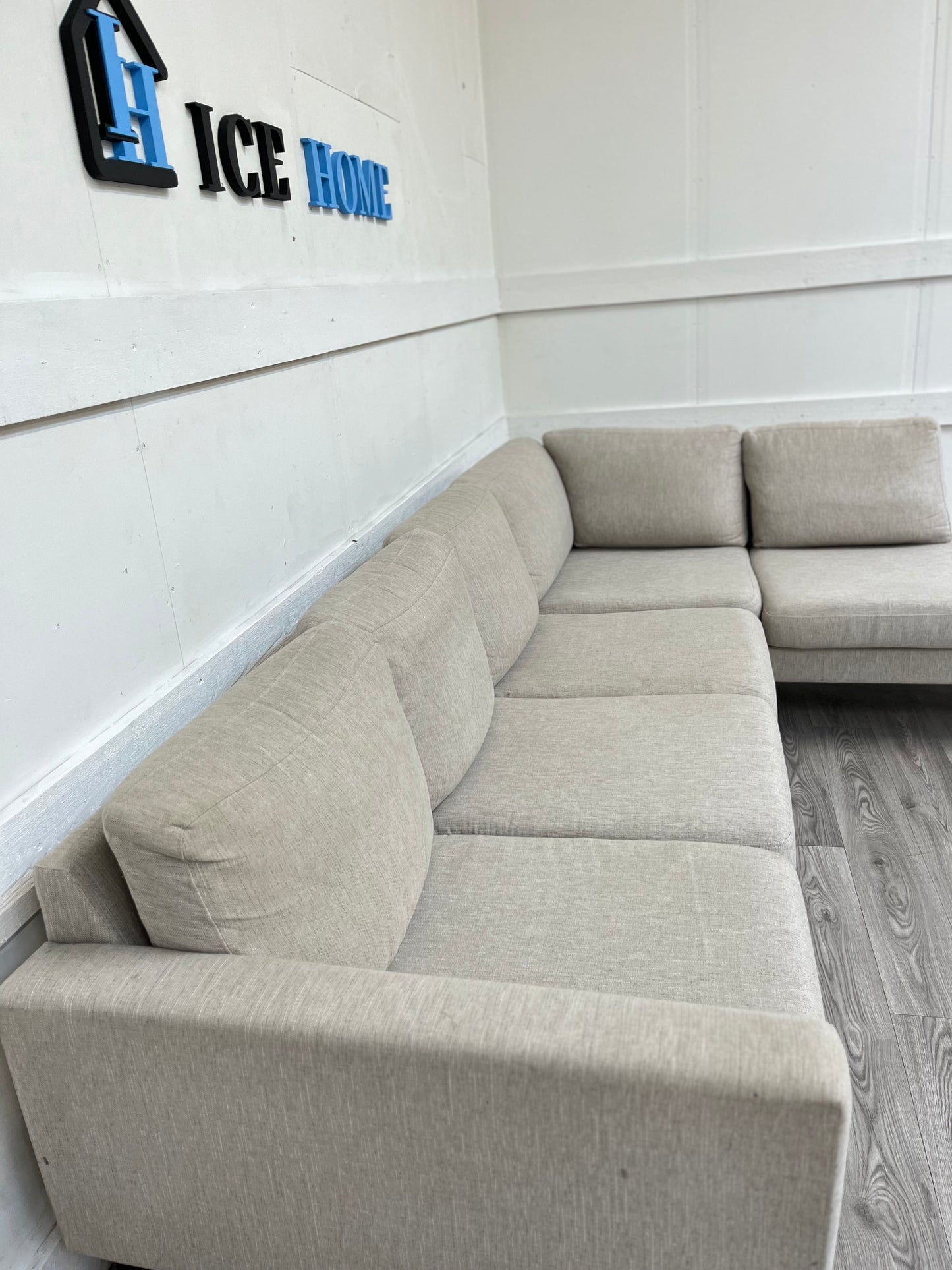 Mio sierra 3 sits soffa med divan höger